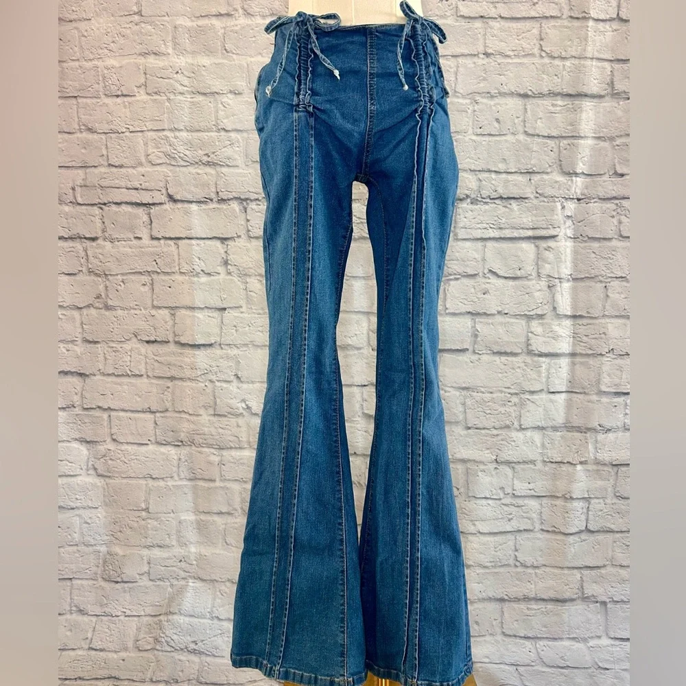 SOLD Wide Leg Flared Bell Bottom Denim Jeans Pants w Bows Low Rise Boho Preppy - Picture 2 of 9